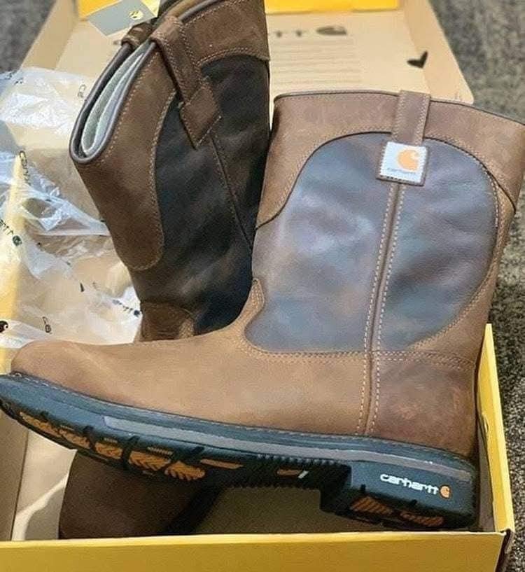 Carhartt boots pallet
