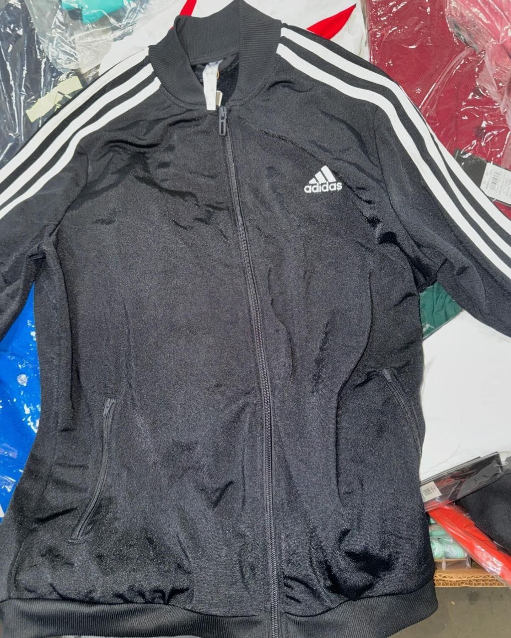 sport clothing pallets