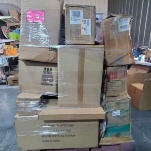 Christmas clothes pallet