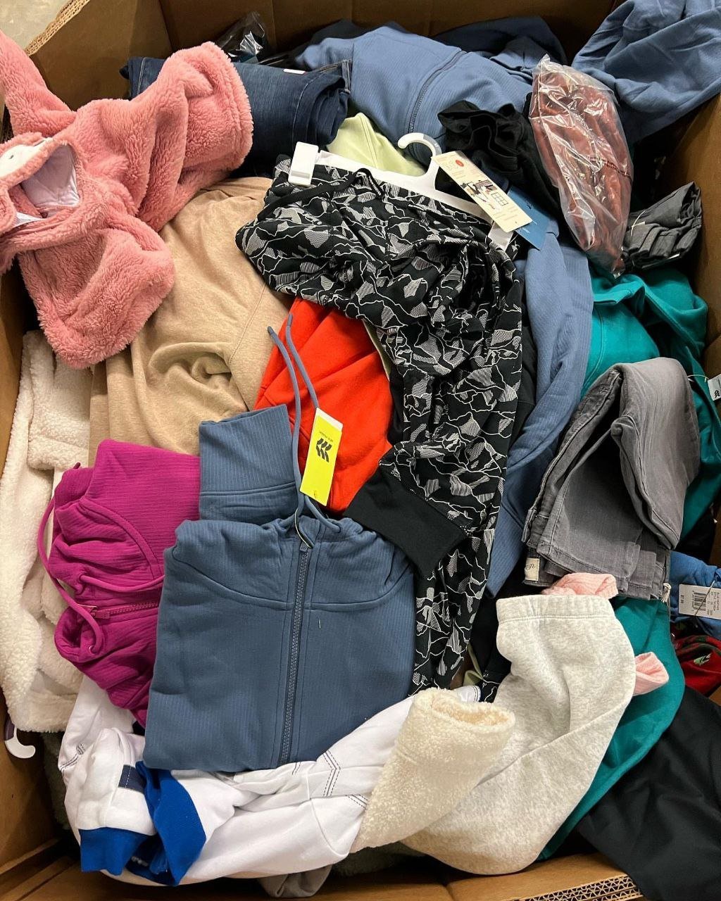 kids clothes pallet